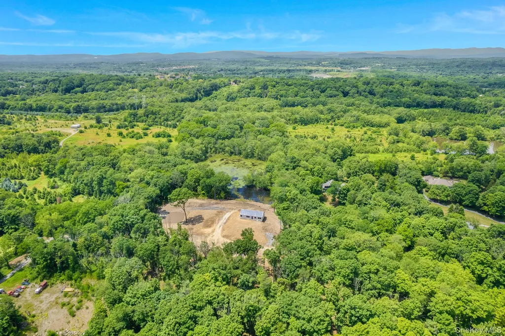 625 Traver Road Pleasant Valley NY 12569