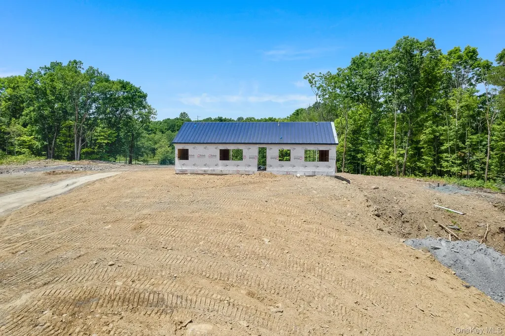625 Traver Road Pleasant Valley NY 12569