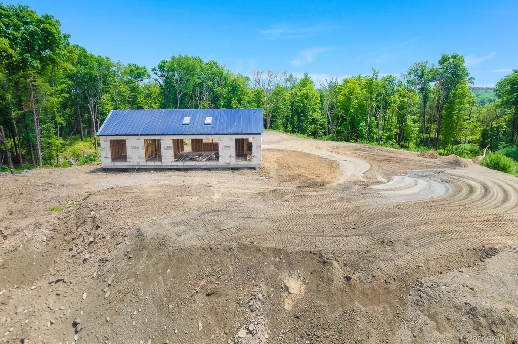 625 Traver Road Pleasant Valley NY 12569
