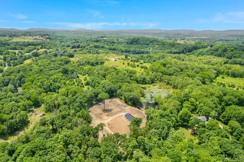 625 Traver Road Pleasant Valley NY 12569