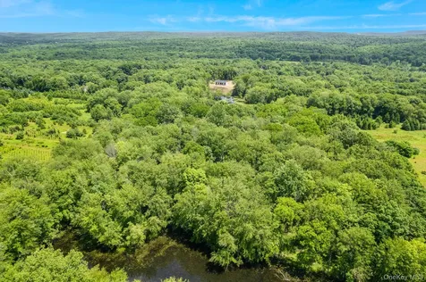 625 Traver Road Pleasant Valley NY 12569