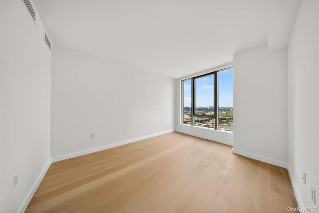 3371 Prince Street Flushing NY 11354