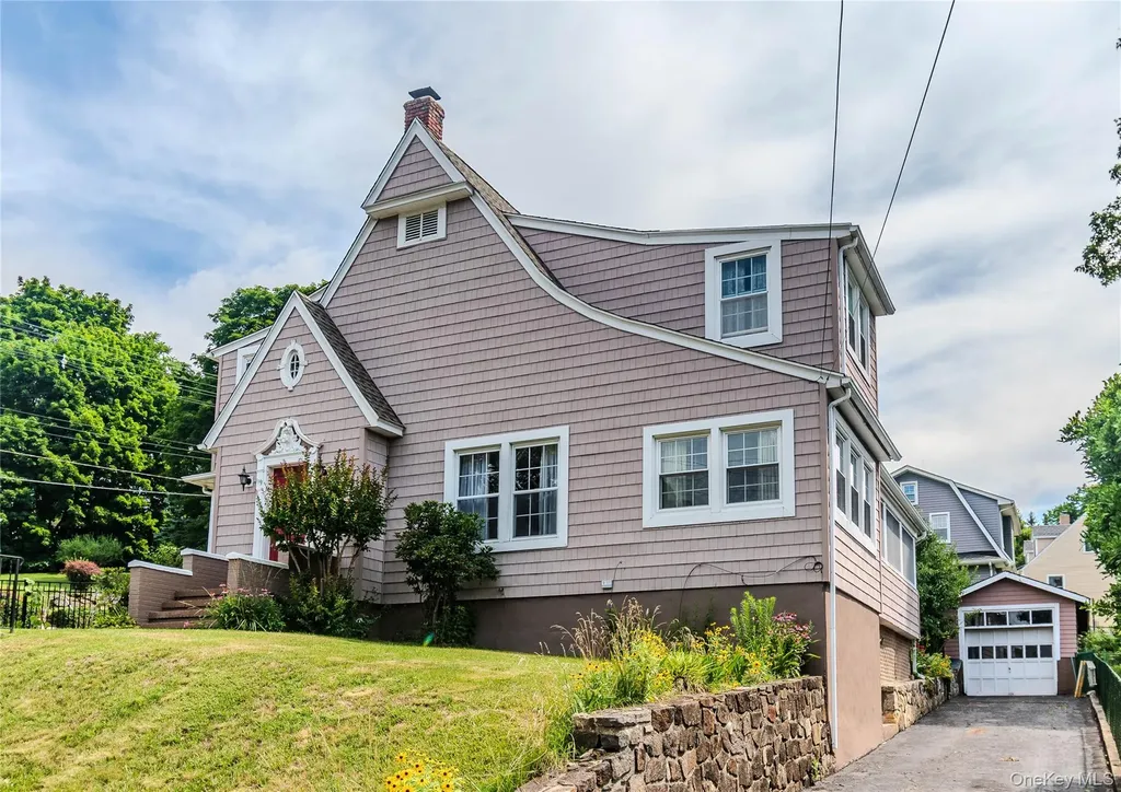 119 Husted Avenue Peekskill NY 10566