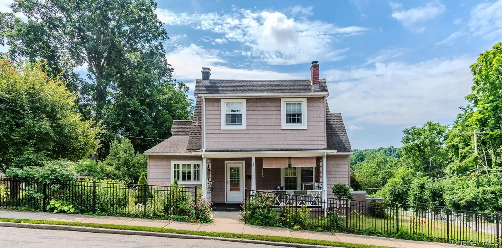 119 Husted Avenue Peekskill NY 10566