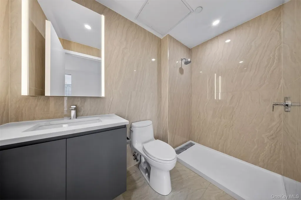 3371 Prince Street Flushing NY 11354