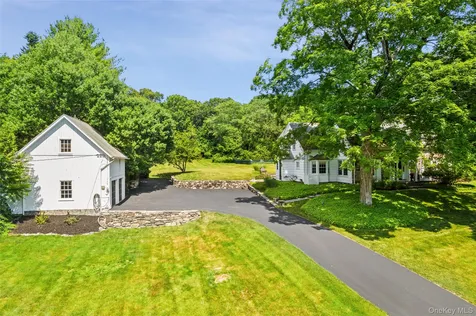 137 Boway Road South Salem NY 10590