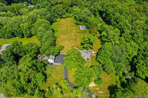 137 Boway Road South Salem NY 10590