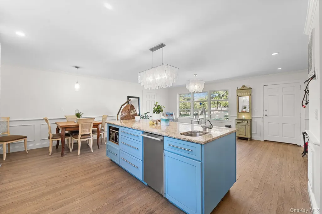 84 Evergreen Avenue East Moriches NY 11940