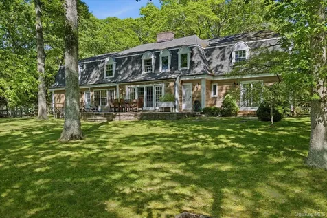 44 Georgica Close Road East Hampton NY 11937