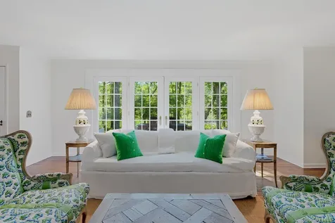 44 Georgica Close Road East Hampton NY 11937