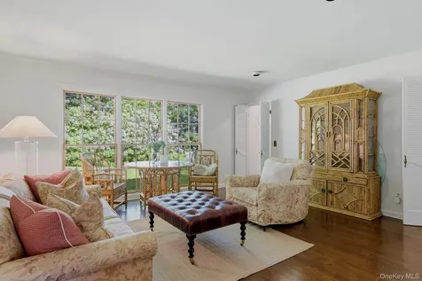 44 Georgica Close Road East Hampton NY 11937