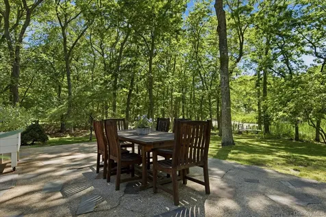 44 Georgica Close Road East Hampton NY 11937