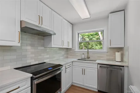 310 N State Road Briarcliff Manor NY 10510