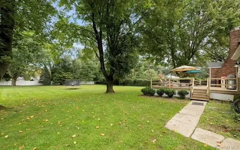 240 Plainview Road Woodbury NY 11797