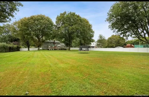 240 Plainview Road Woodbury NY 11797