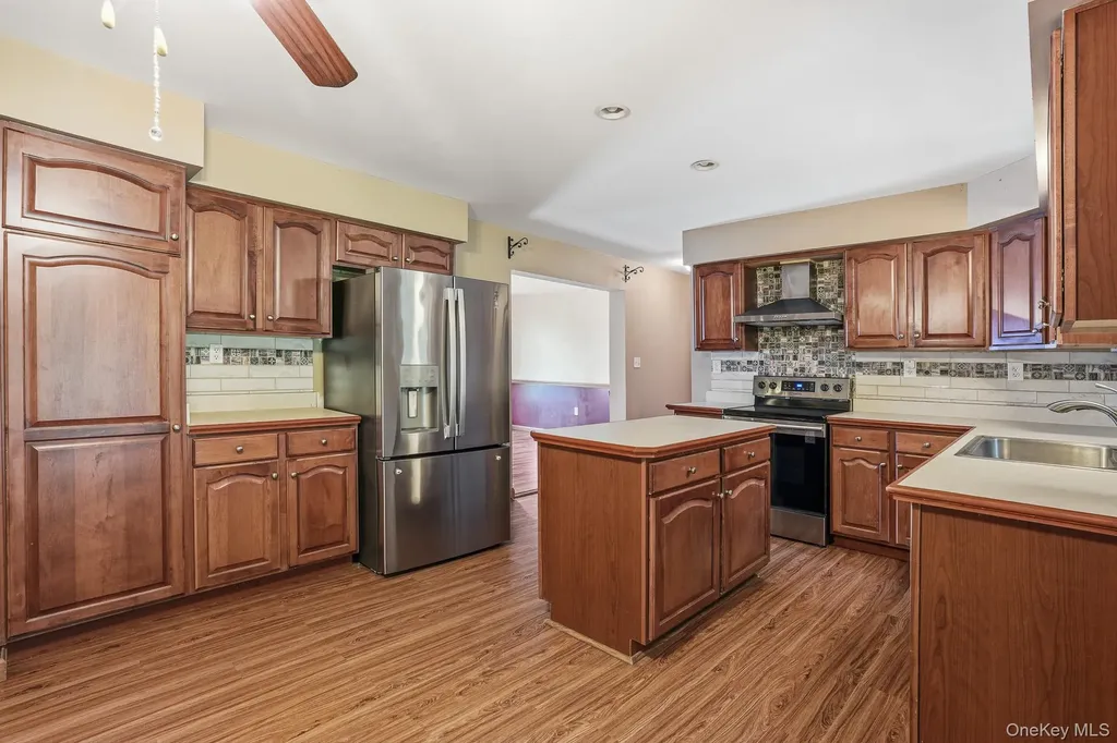 74 Losee Road Wappingers Falls NY 12590