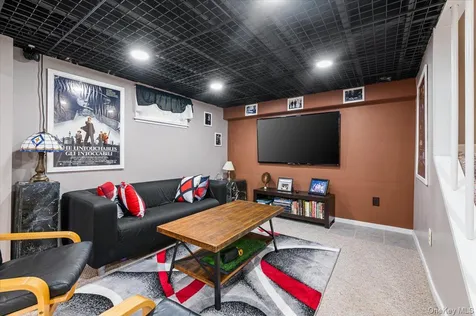 45 Concord Avenue Bethpage NY 11714