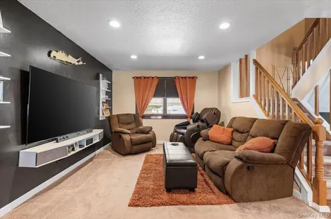 45 Concord Avenue Bethpage NY 11714