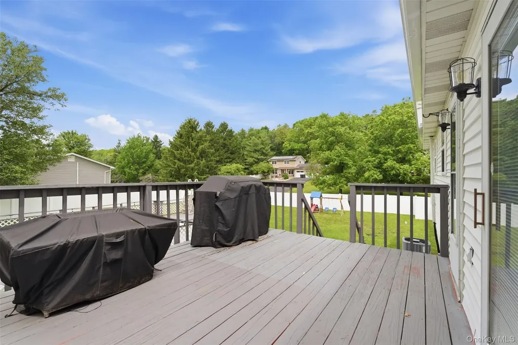 11 Chandler Drive Chester NY 10918