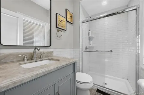 84 Choir Lane Westbury NY 11590