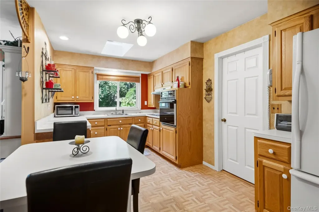 304 Concord Street Dix Hills NY 11746