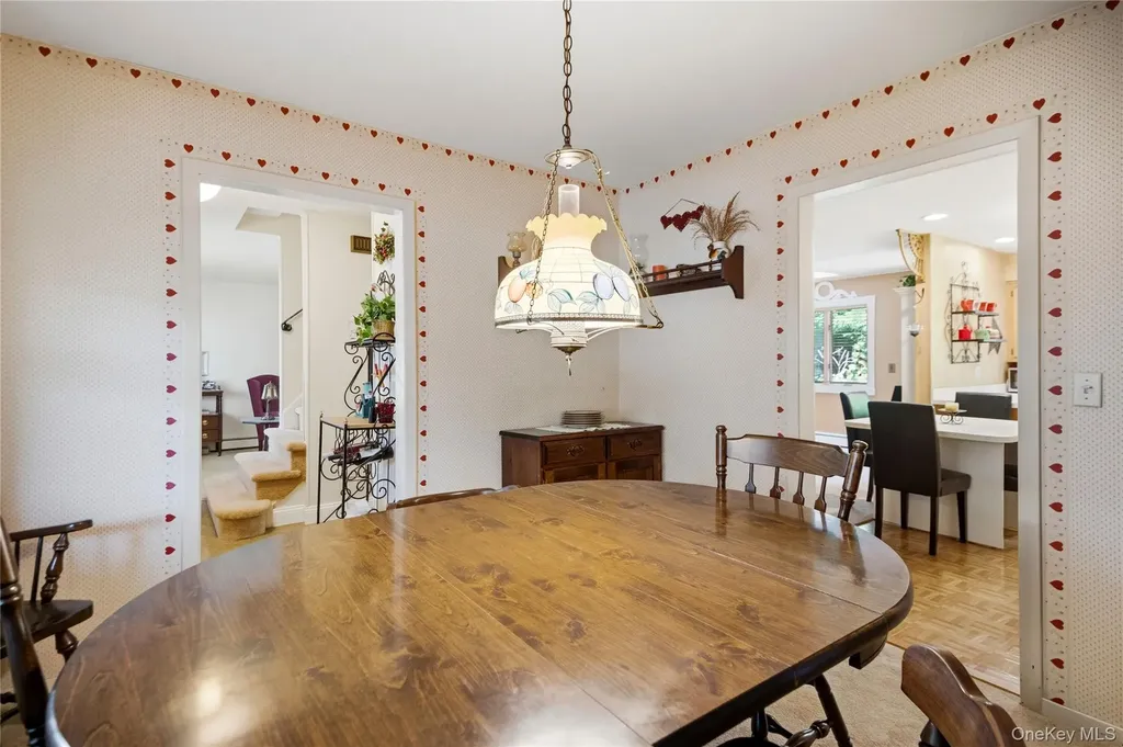 304 Concord Street Dix Hills NY 11746