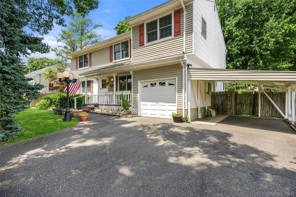 304 Concord Street Dix Hills NY 11746
