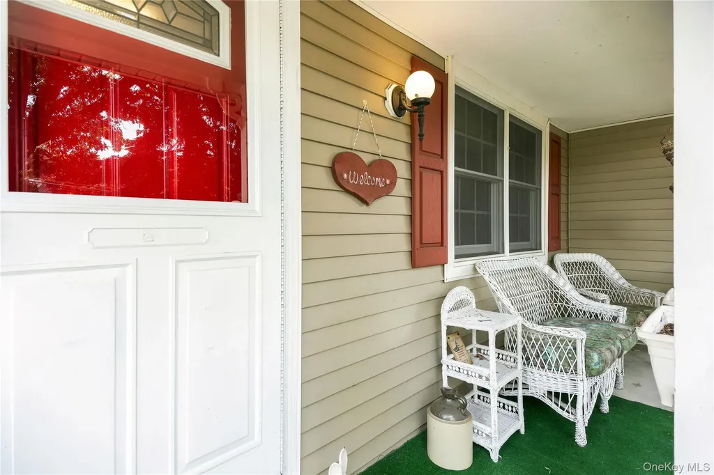 304 Concord Street Dix Hills NY 11746