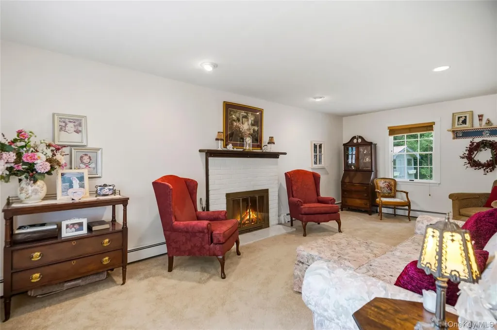 304 Concord Street Dix Hills NY 11746