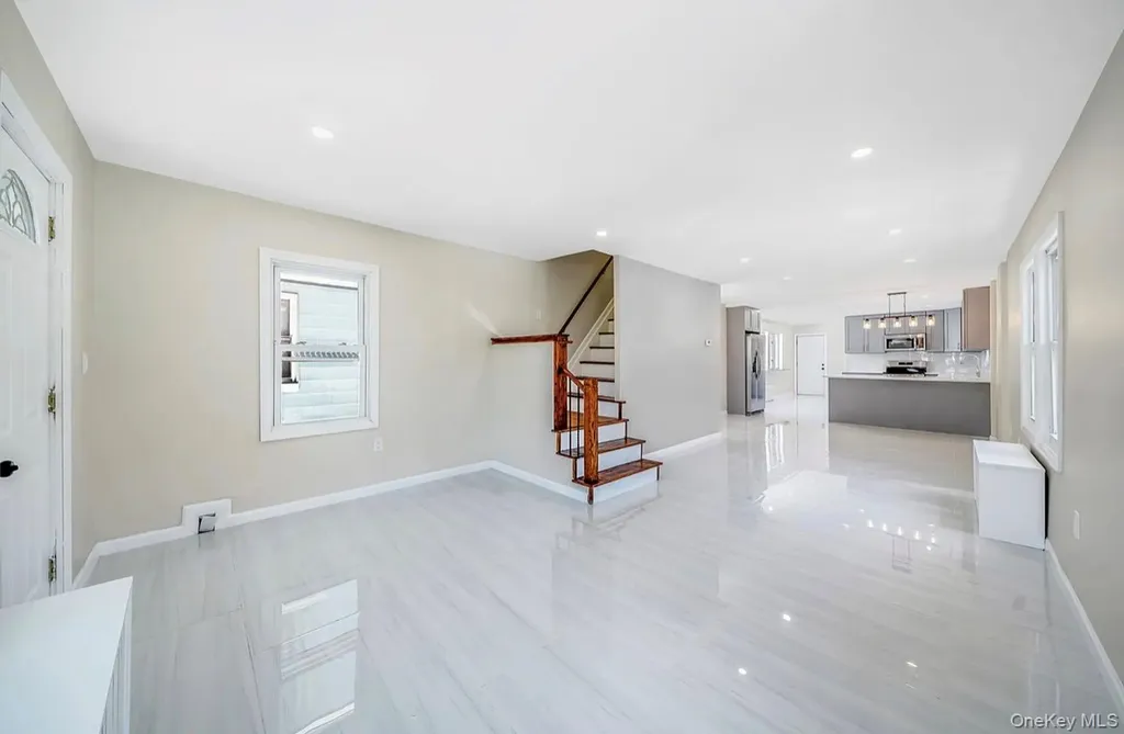 530 Washington Avenue West Hempstead NY 11552