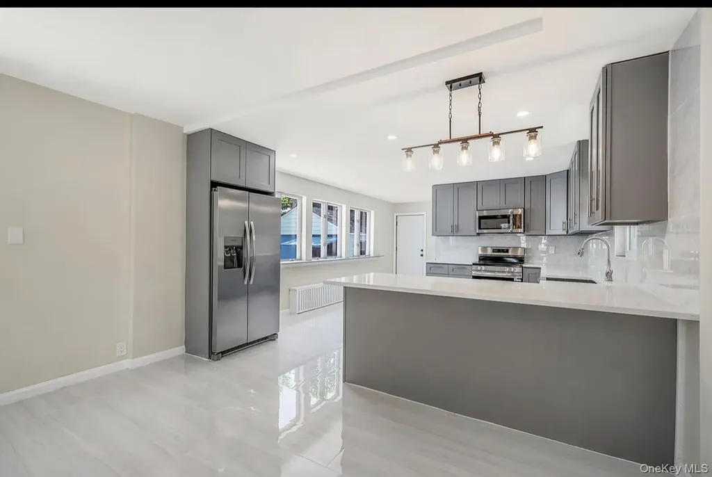 530 Washington Avenue West Hempstead NY 11552