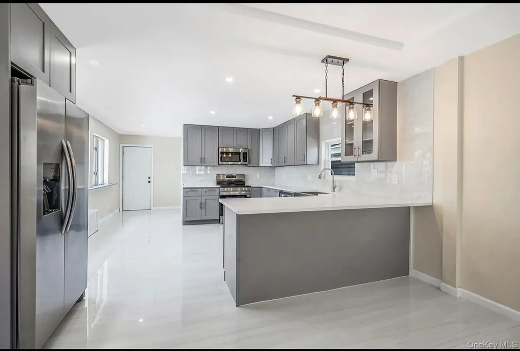 530 Washington Avenue West Hempstead NY 11552