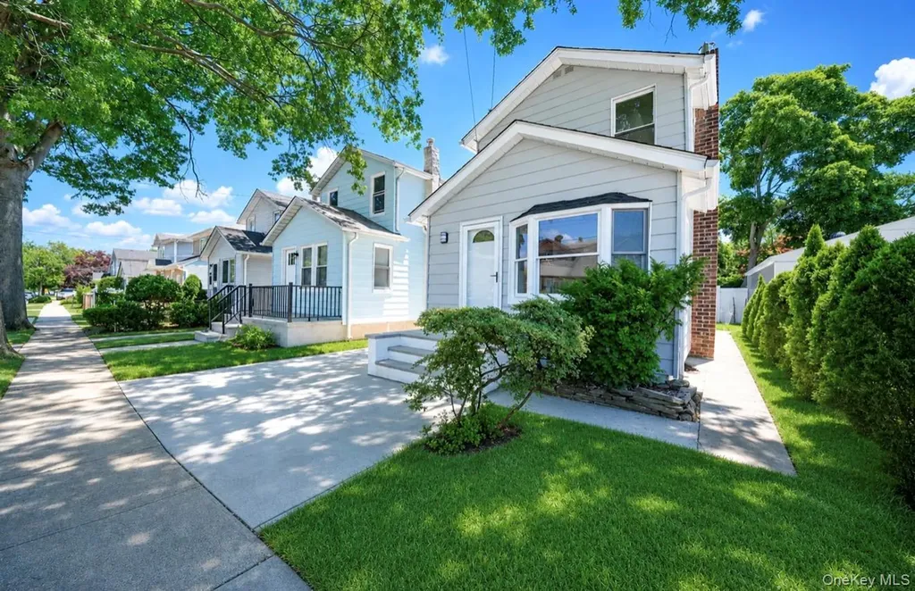 530 Washington Avenue West Hempstead NY 11552