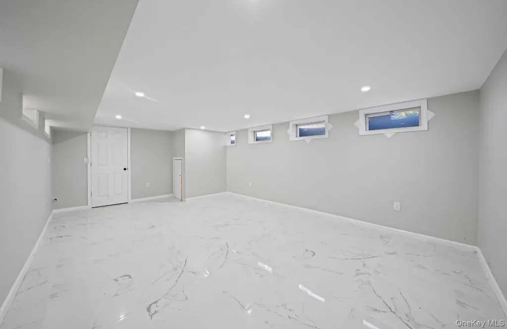 530 Washington Avenue West Hempstead NY 11552