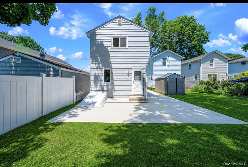 530 Washington Avenue West Hempstead NY 11552
