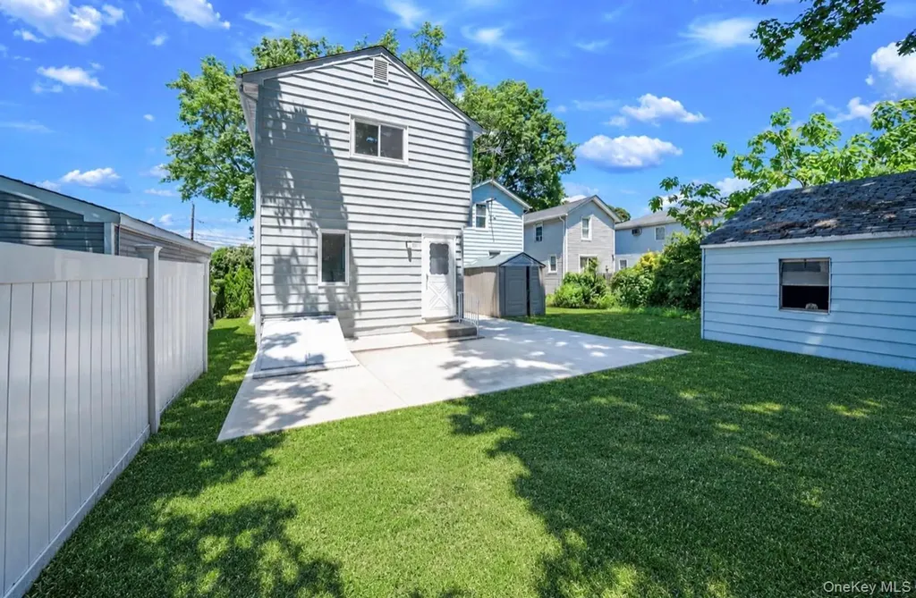 530 Washington Avenue West Hempstead NY 11552
