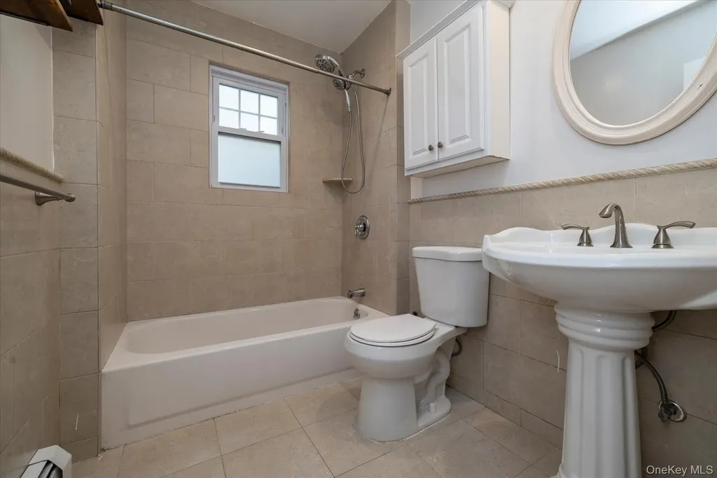 2683 Hewlett Lane Bellmore NY 11710