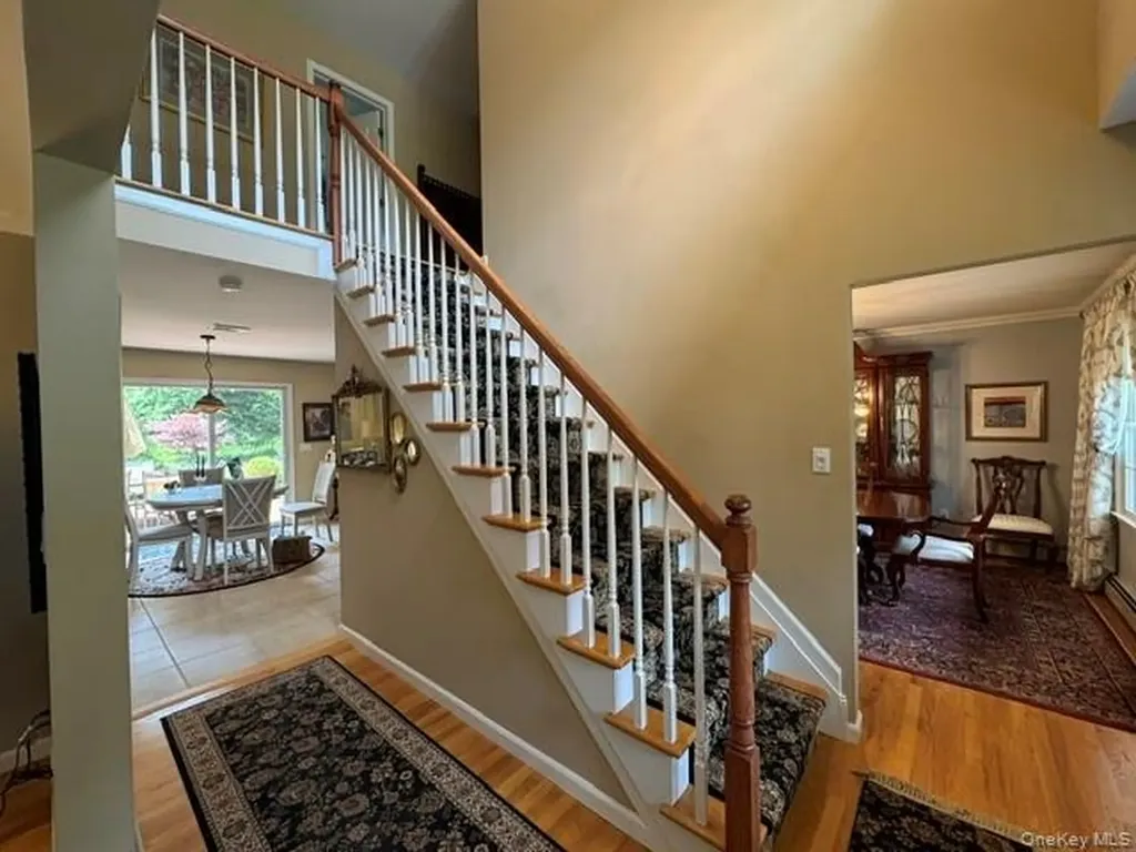 41 Shady Lane Huntington NY 11743