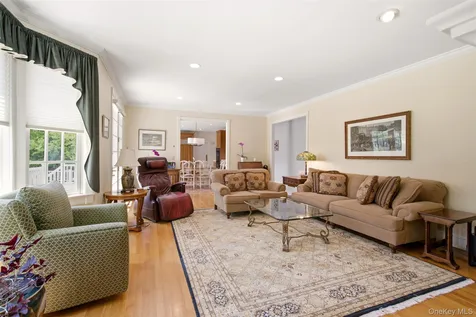 61 Linden Lane Upper Brookville NY 11545