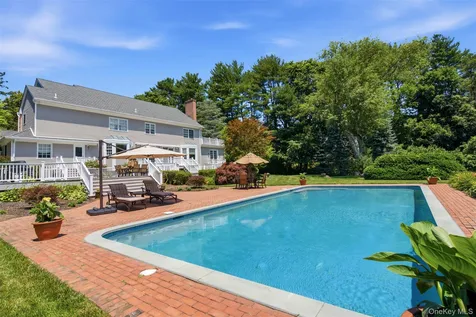 61 Linden Lane Upper Brookville NY 11545