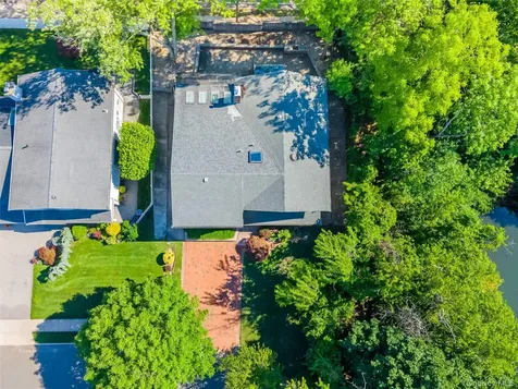 159 South Drive New Hyde Park NY 11040