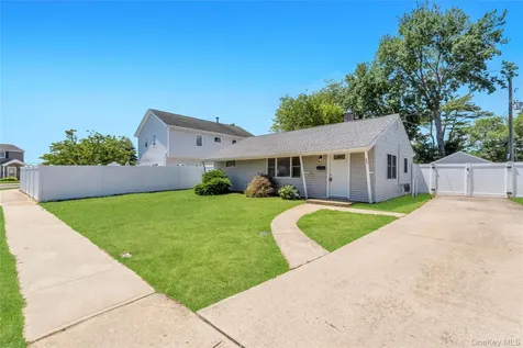 23 Kevin Lane Bethpage NY 11714