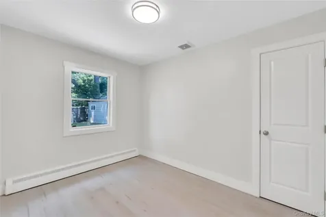 23 Kevin Lane Bethpage NY 11714