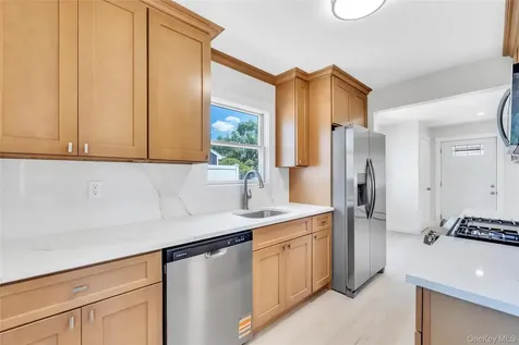 23 Kevin Lane Bethpage NY 11714