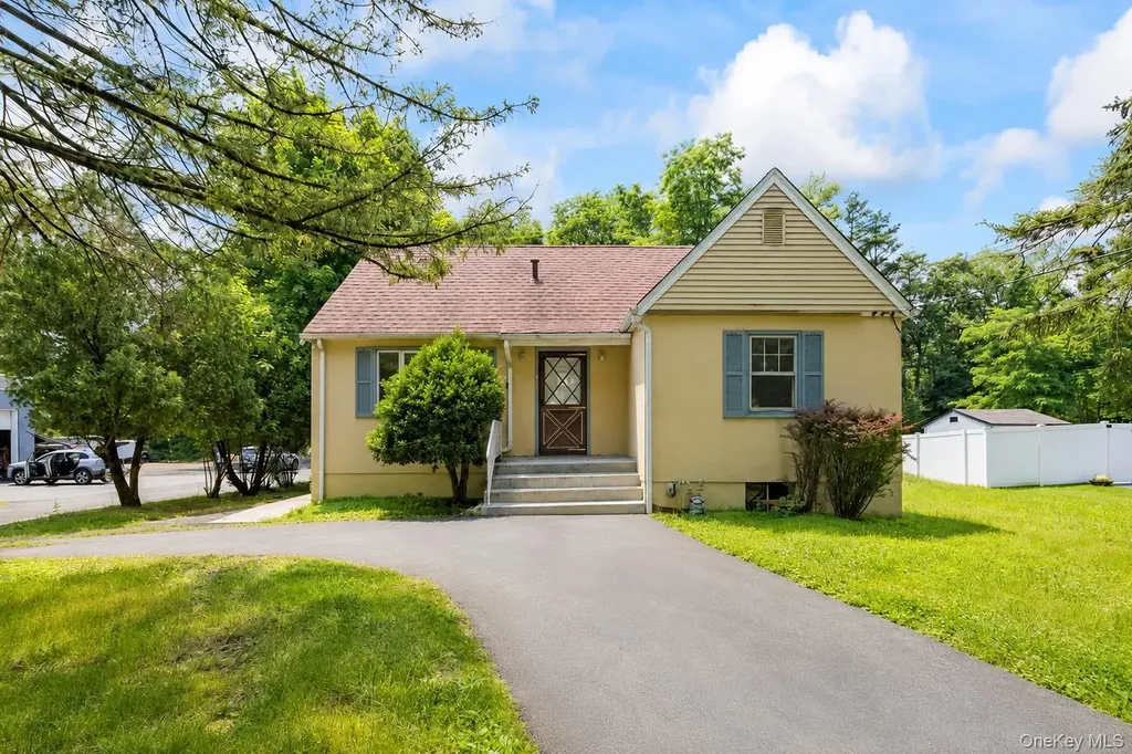 281-283 Old Haverstraw Road Congers NY 10920