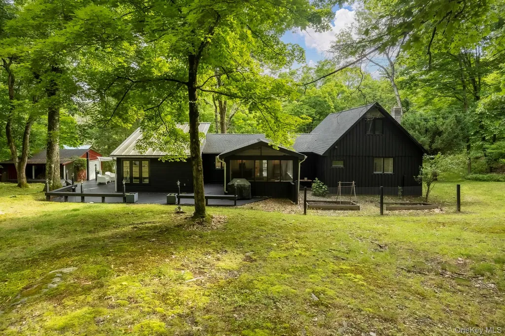 46 E Pond Lilly Road Ancram NY 12502