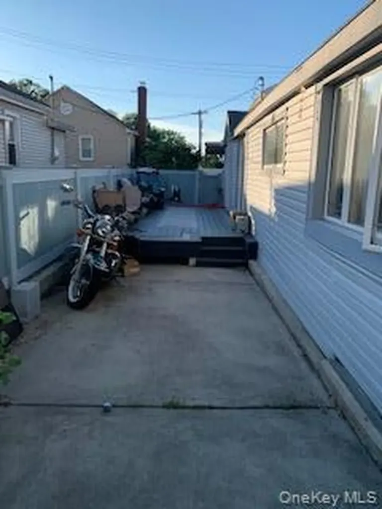 170 D Edgewater Park Bronx NY 10465