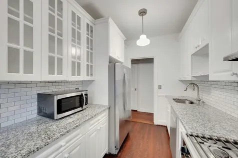 143 Garth Road Scarsdale NY 10583