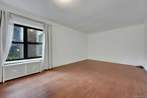 143 Garth Road Scarsdale NY 10583