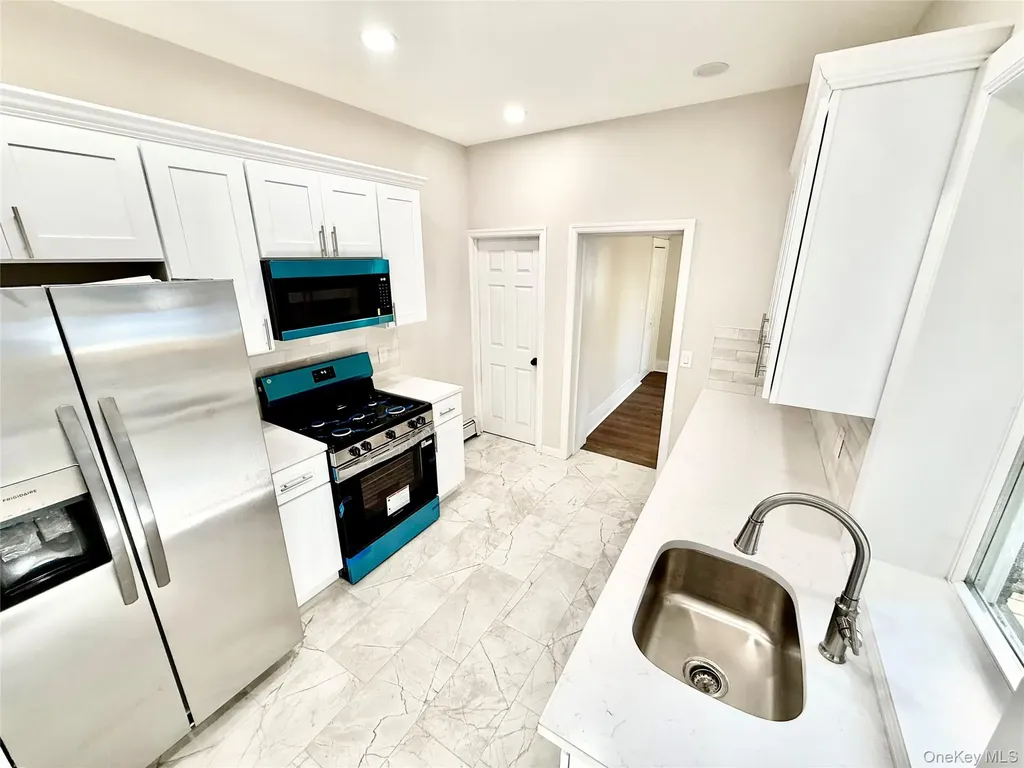 63 Highview Avenue Staten Island NY 10301